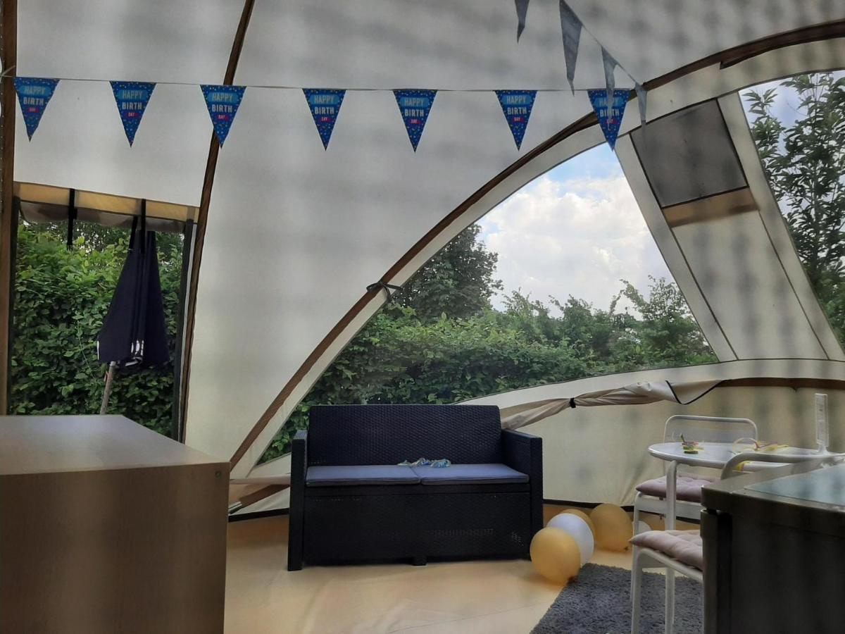 Ecochique Hotel Вестаутер Екстериор снимка