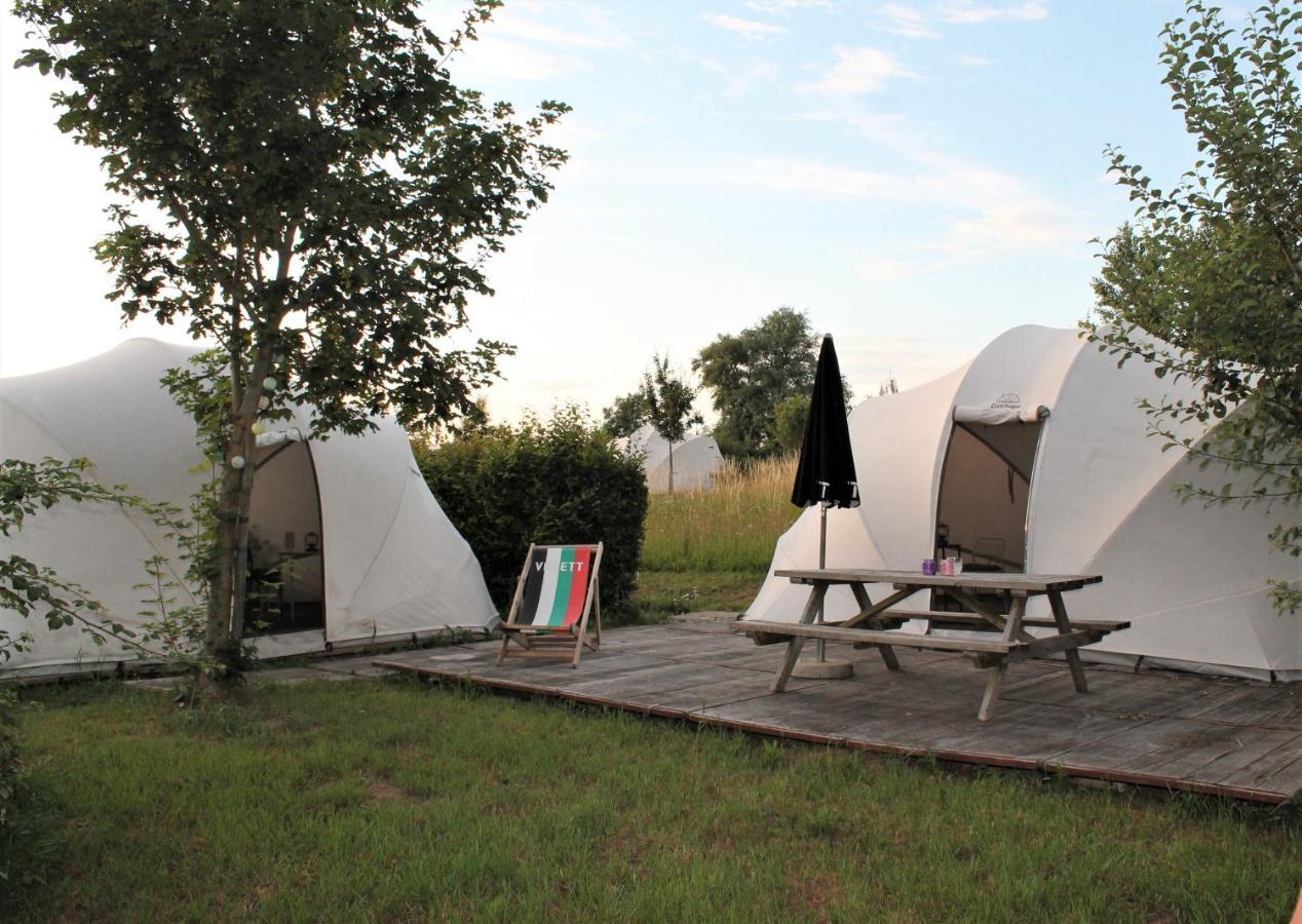 Ecochique Hotel Вестаутер Екстериор снимка